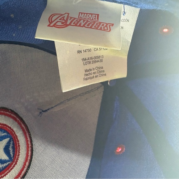 Kids Superhero Snapback Cap - Blue Red White Captain America Marvel Avengers - Picture 4 of 5